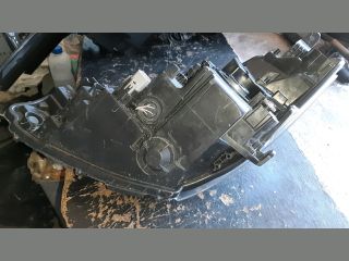 bontott TOYOTA YARIS Jobb Fényszóró