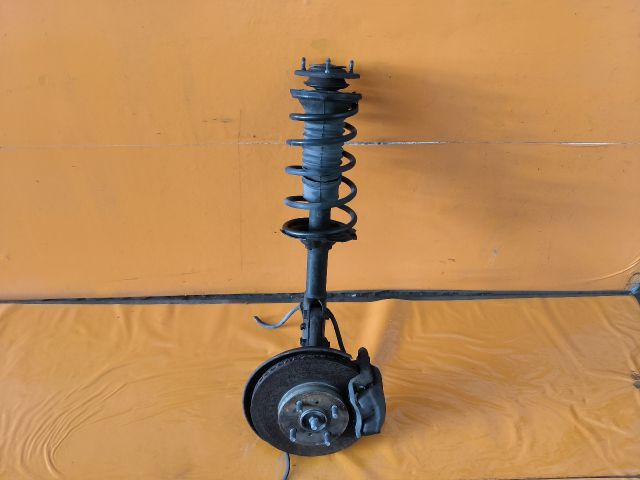 bontott TOYOTA YARIS Jobb Gólyaláb Csonkállvánnyal