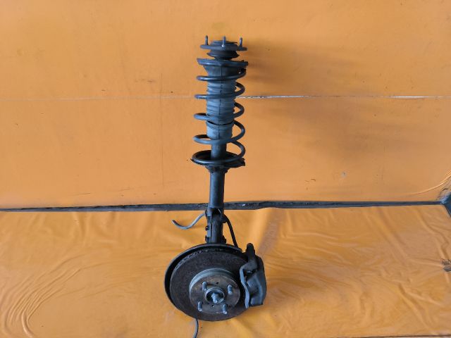 bontott TOYOTA YARIS Jobb Gólyaláb Csonkállvánnyal