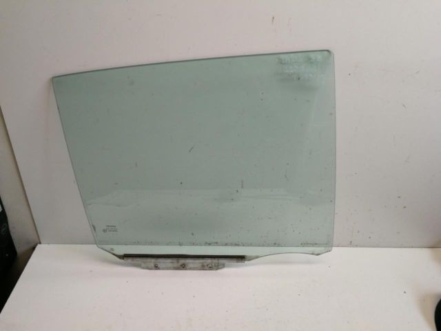 bontott TOYOTA YARIS Jobb hátsó Ablak