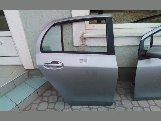 bontott TOYOTA YARIS Jobb hátsó Ablak
