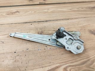 bontott TOYOTA YARIS Jobb hátsó Ablakemelő Szerkezet (Mechanikus)