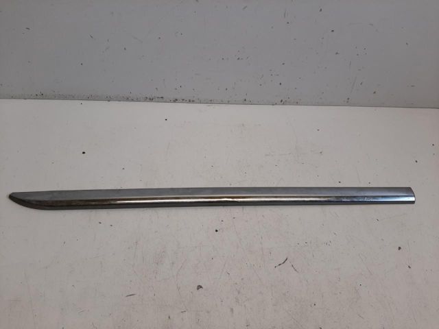 bontott TOYOTA YARIS Jobb hátsó Ajtó Díszléc