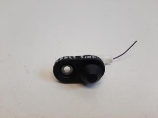 bontott TOYOTA YARIS Jobb hátsó Ajtó Kapcsoló