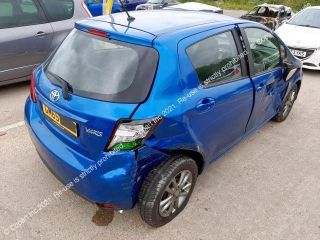 bontott TOYOTA YARIS Jobb hátsó Ajtó Kárpit