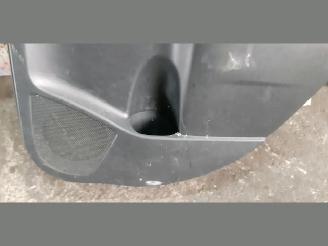 bontott TOYOTA YARIS Jobb hátsó Ajtó Kárpit