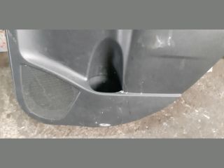 bontott TOYOTA YARIS Jobb hátsó Ajtó Kárpit