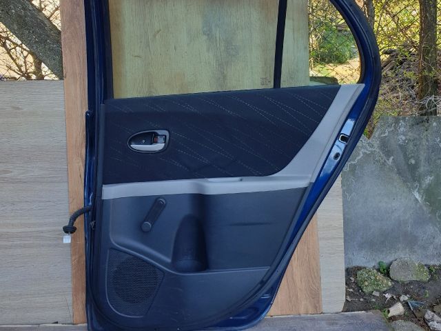 bontott TOYOTA YARIS Jobb hátsó Ajtó (Részeivel)