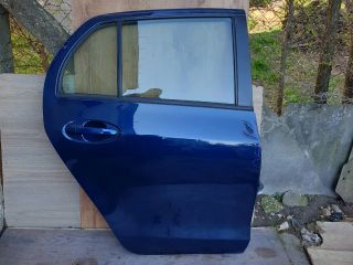 bontott TOYOTA YARIS Jobb hátsó Ajtó (Részeivel)