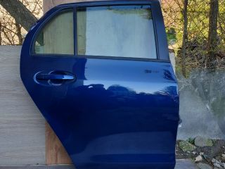 bontott TOYOTA YARIS Jobb hátsó Ajtó (Részeivel)