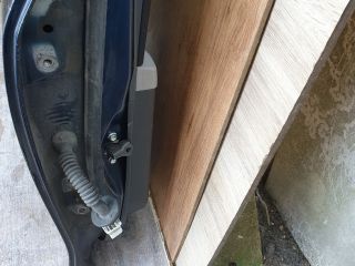 bontott TOYOTA YARIS Jobb hátsó Ajtó (Részeivel)