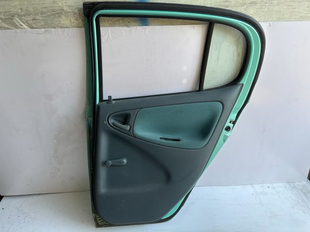 bontott TOYOTA YARIS Jobb hátsó Ajtó (Üres lemez)