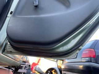 bontott TOYOTA YARIS Jobb hátsó Ajtó (Üres lemez)