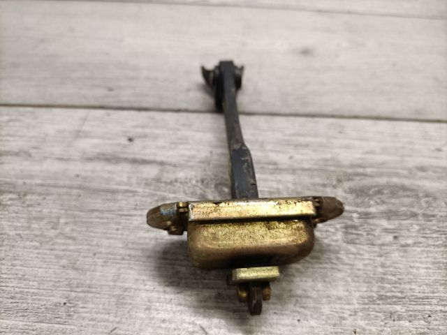 bontott TOYOTA YARIS Jobb hátsó Ajtóhatároló