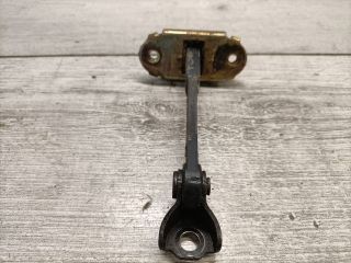 bontott TOYOTA YARIS Jobb hátsó Ajtóhatároló