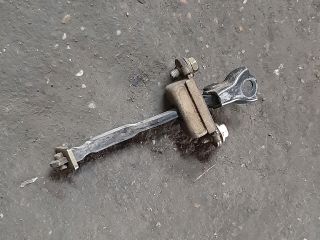 bontott TOYOTA YARIS Jobb hátsó Ajtóhatároló