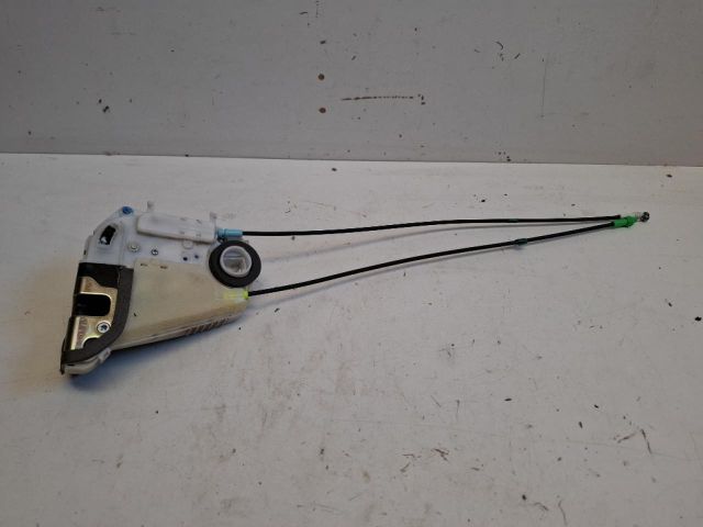 bontott TOYOTA YARIS Jobb hátsó Ajtózár