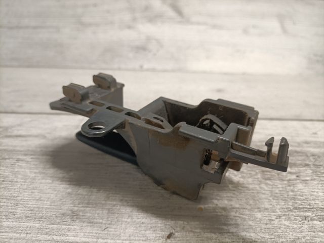 bontott TOYOTA YARIS Jobb hátsó Belső Kilincs