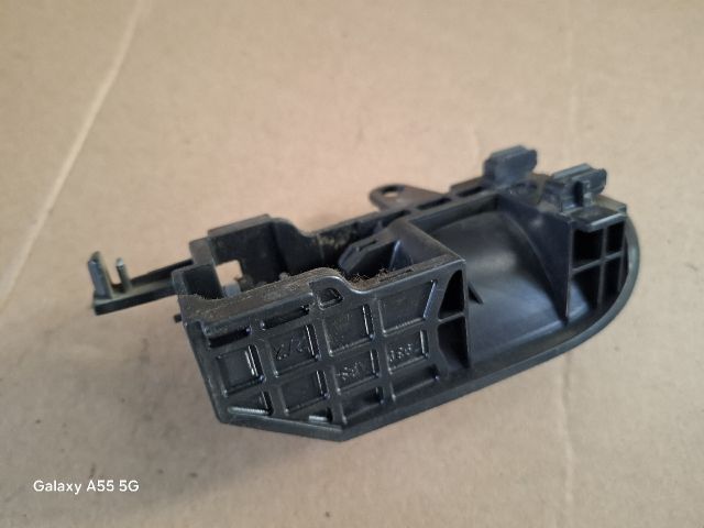 bontott TOYOTA YARIS Jobb hátsó Belső Kilincs