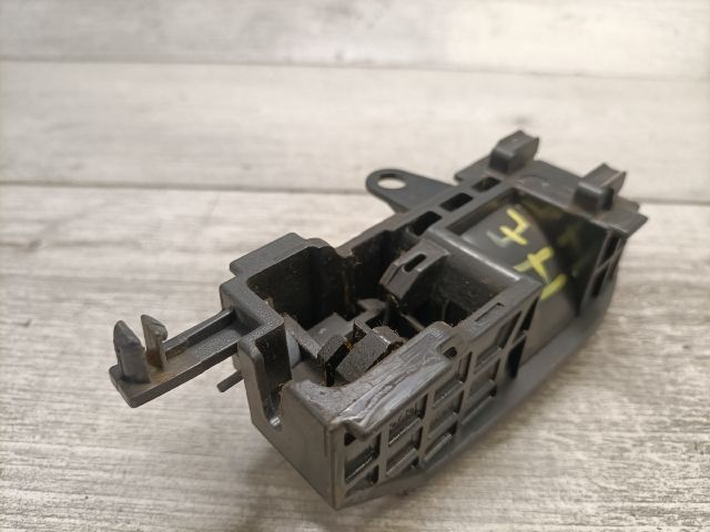 bontott TOYOTA YARIS Jobb hátsó Belső Kilincs