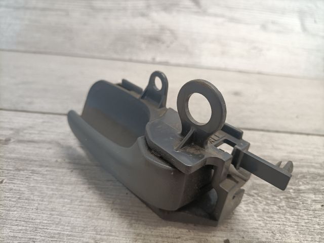 bontott TOYOTA YARIS Jobb hátsó Belső Kilincs