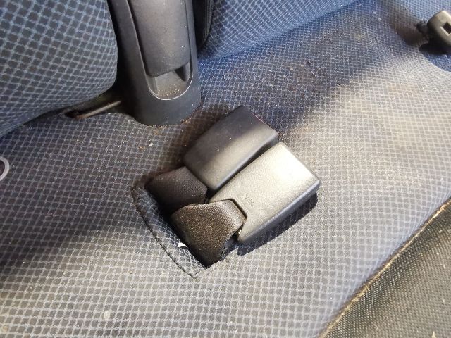 bontott TOYOTA YARIS Jobb hátsó Biztonsági Öv Csat