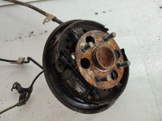 bontott TOYOTA YARIS Jobb hátsó Fék Porvédő Lemez