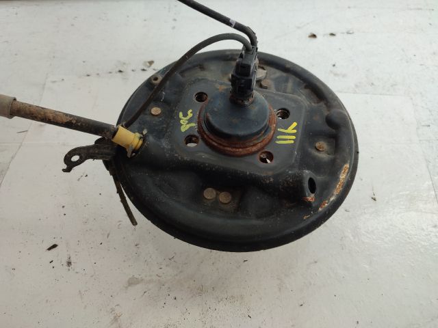 bontott TOYOTA YARIS Jobb hátsó Fék Porvédő Lemez