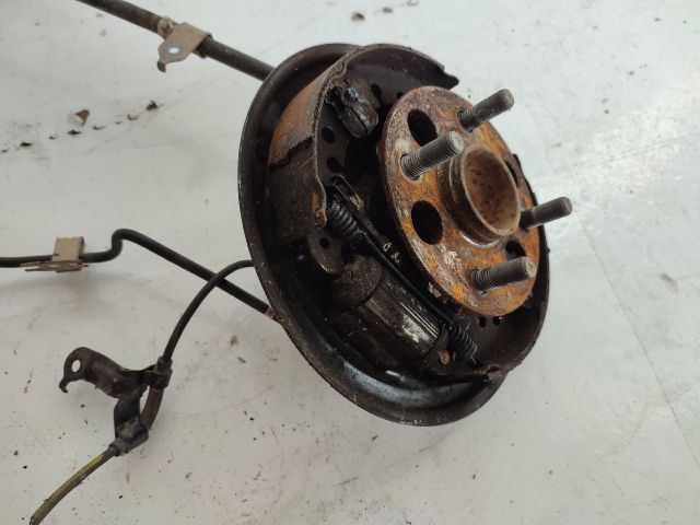 bontott TOYOTA YARIS Jobb hátsó Fék Porvédő Lemez