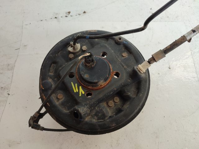 bontott TOYOTA YARIS Jobb hátsó Fék Porvédő Lemez