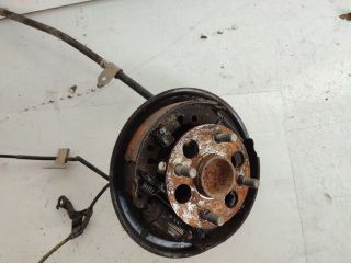 bontott TOYOTA YARIS Jobb hátsó Fék Porvédő Lemez