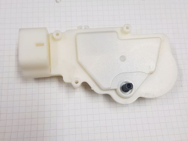 bontott TOYOTA YARIS Jobb hátsó Központizár Motor