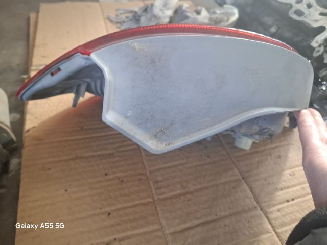 bontott TOYOTA YARIS Jobb Hátsó Lámpa