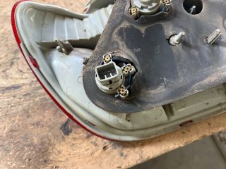 bontott TOYOTA YARIS Jobb Hátsó Lámpa