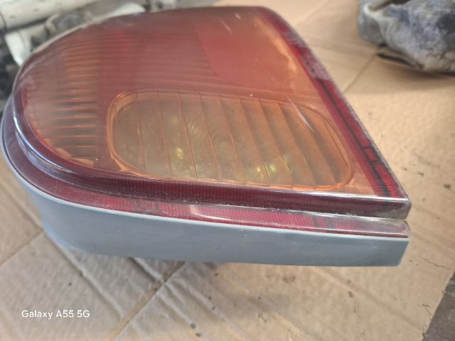 bontott TOYOTA YARIS Jobb Hátsó Lámpa