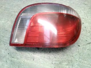bontott TOYOTA YARIS Jobb Hátsó Lámpa