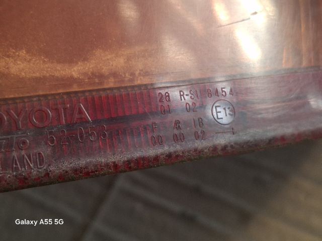 bontott TOYOTA YARIS Jobb Hátsó Lámpa