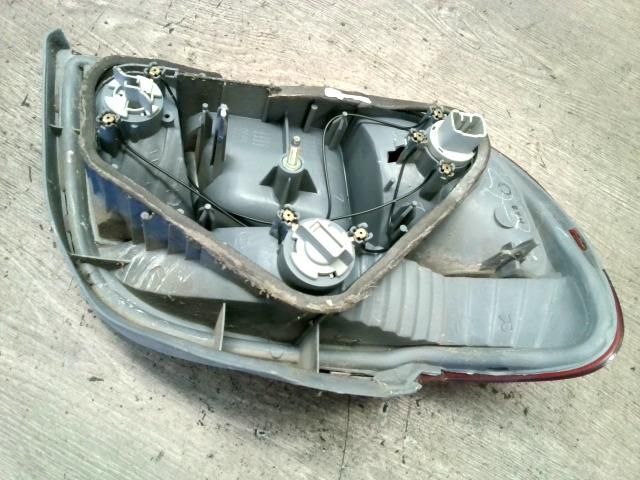 bontott TOYOTA YARIS Jobb Hátsó Lámpa