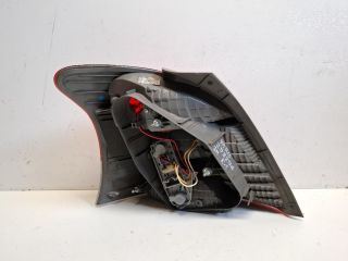 bontott TOYOTA YARIS Jobb Hátsó Lámpa