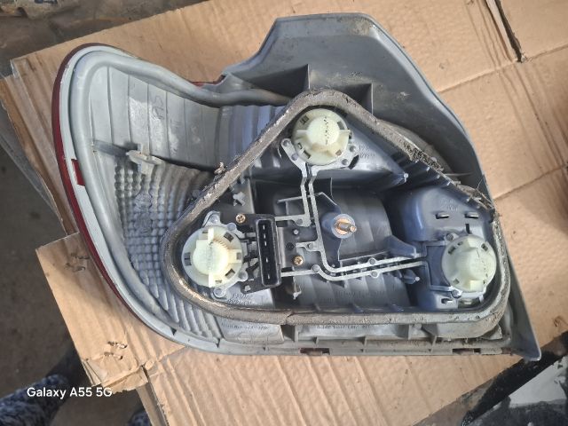 bontott TOYOTA YARIS Jobb Hátsó Lámpa