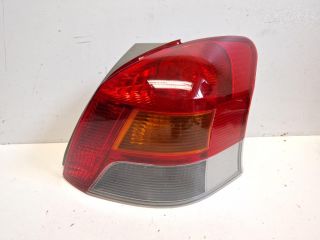 bontott TOYOTA YARIS Jobb Hátsó Lámpa