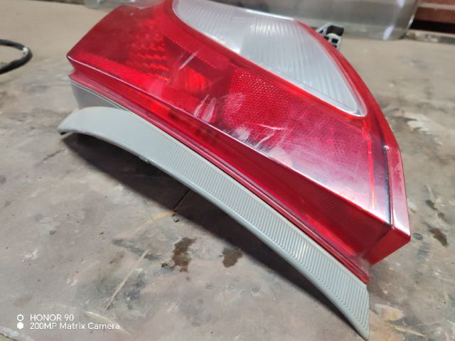 bontott TOYOTA YARIS Jobb Hátsó Lámpa