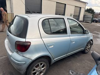 bontott TOYOTA YARIS Jobb Hátsó Lámpa