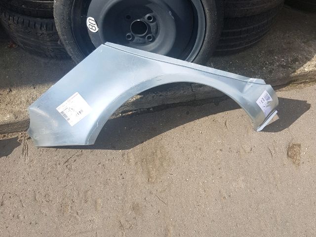 bontott TOYOTA YARIS Jobb hátsó Negyed Karosszéria Csomag