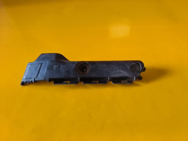 bontott TOYOTA YARIS Jobb hátsó Oldal Lökhárító Tartó (Műanyag)