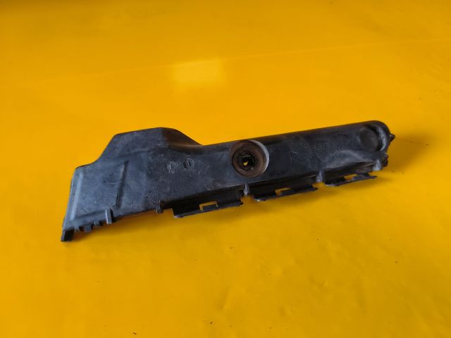 bontott TOYOTA YARIS Jobb hátsó Oldal Lökhárító Tartó (Műanyag)