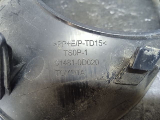 bontott TOYOTA YARIS Jobb Ködfényszóró Lámpakeret