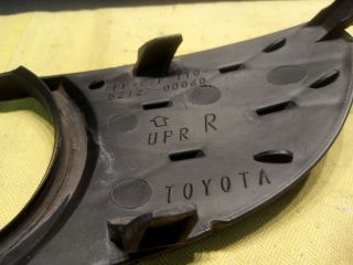 bontott TOYOTA YARIS Jobb Ködfényszóró Lámpakeret