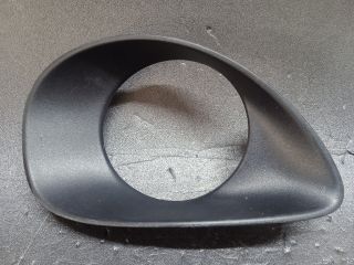 bontott TOYOTA YARIS Jobb Ködfényszóró Lámpakeret