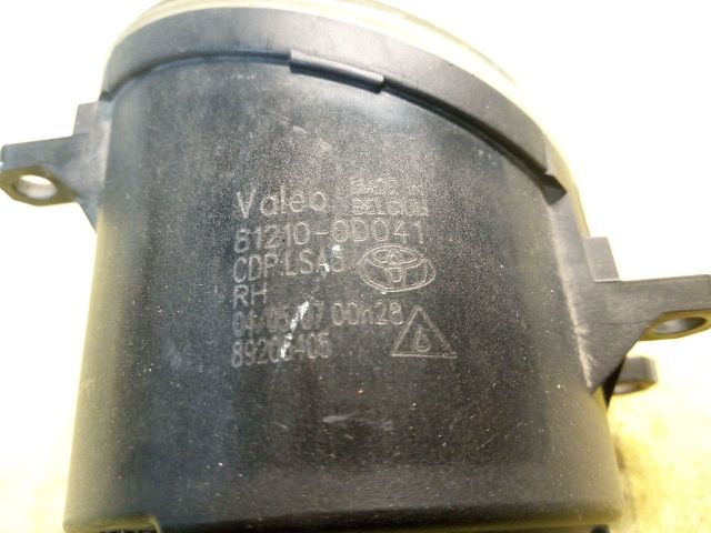 bontott TOYOTA YARIS Jobb Ködfényszóró